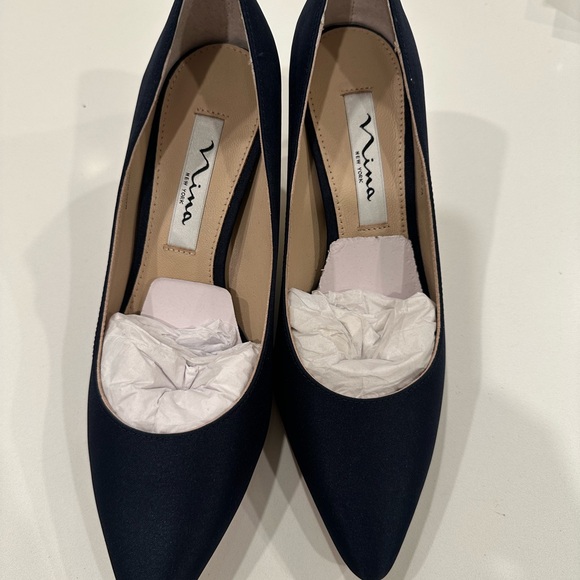 New Nina Women's Navy Blue mid-heel Pumps Sz 6 - Picture 3 of 5